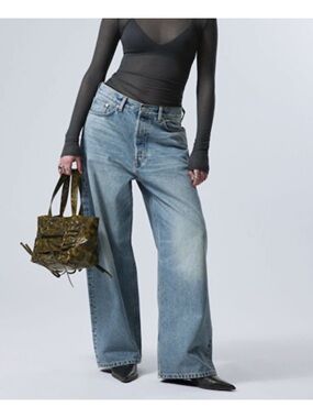 Weekday Astro Mid Rise Loose Baggy Jeans